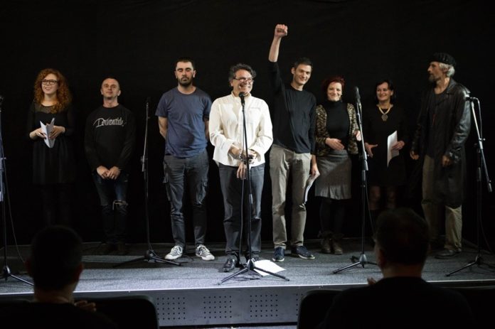 performans sloboda reči